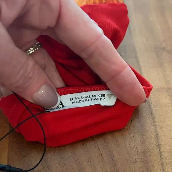 Vibrant Red Floral tube top by Zara, NWOT, size Large - Picture 6 of 7